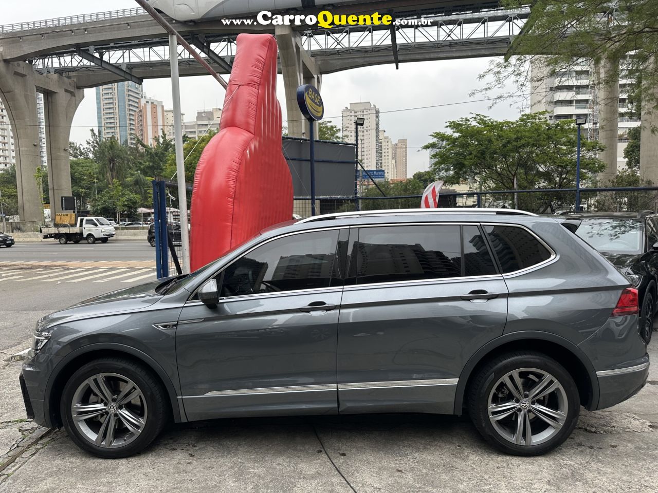 VOLKSWAGEN   TIGUAN ALLSPAC R-LINE 350 TSI 2.0 4X4   CINZA 2019 2.0 T GASOLINA - Loja