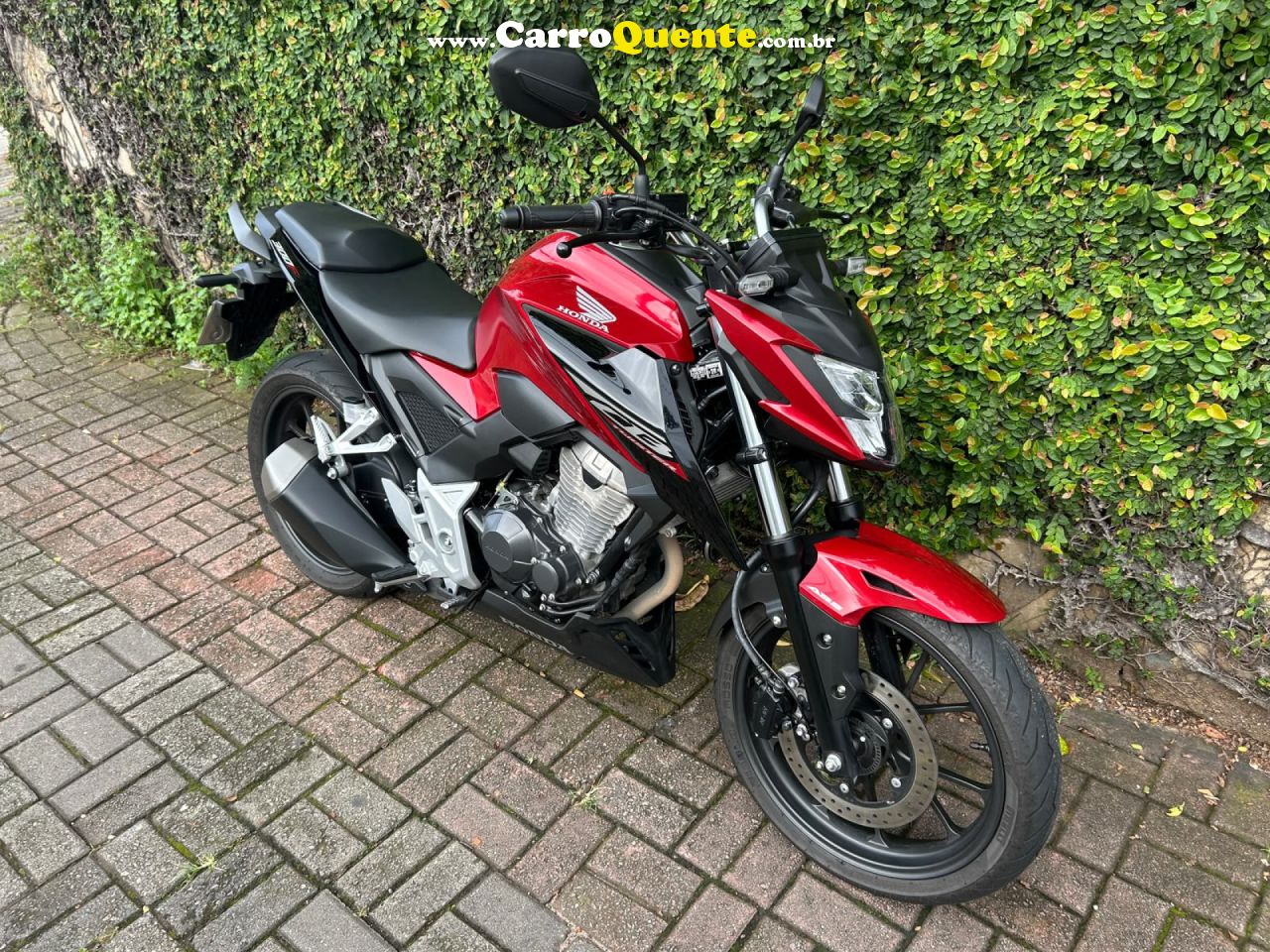 HONDA   CB 300F TWISTER FLEX   VERMELHO 2025 300 FLEX - Loja