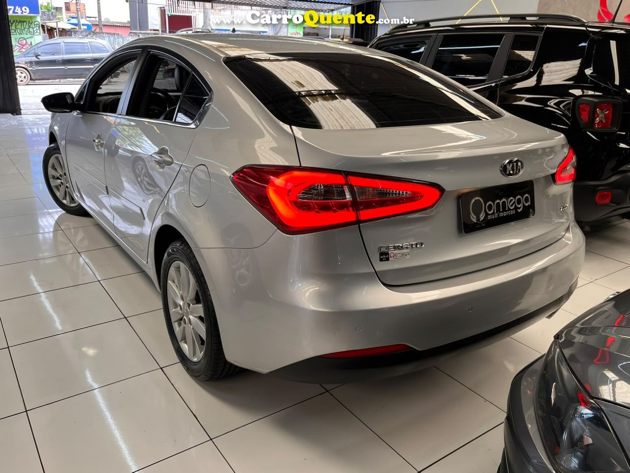 KIA   CERATO 1.6 16V  FLEX  AUT.   PRATA 2016 1.6 FLEX - Loja
