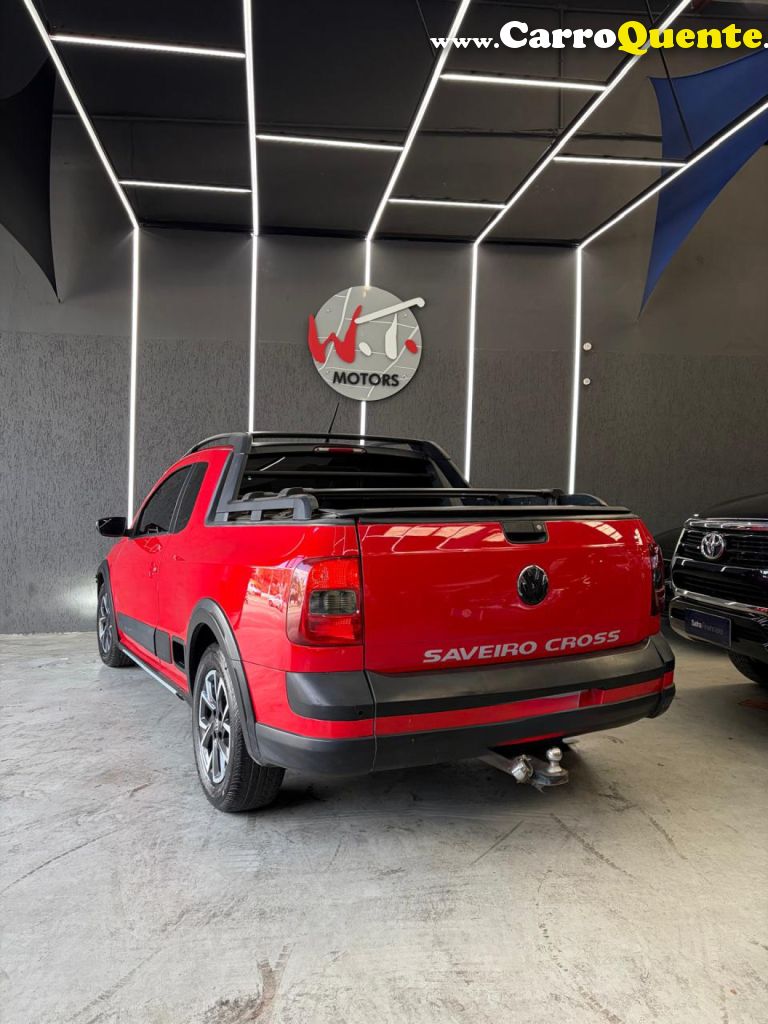 VOLKSWAGEN   SAVEIRO CROSS 1.6 MI TOTAL FLEX 8V CE   VERMELHO 2011 1.6 FLEX - Loja