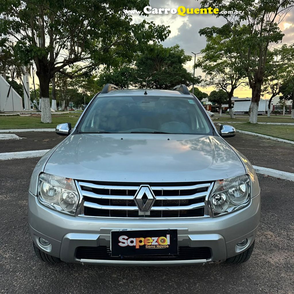 RENAULT   DUSTER DYNAMIQUE 1.6 FLEX 16V MEC.   PRATA 2014 1.6 FLEX - Loja