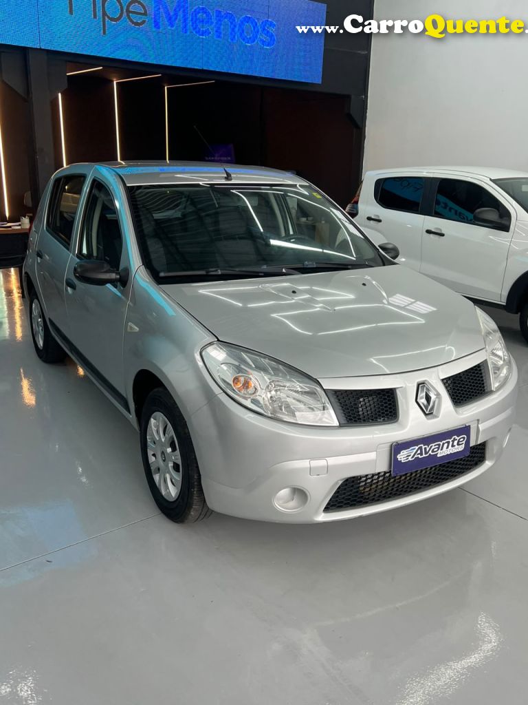 RENAULT   SANDERO EXPRESSION HI-FLEX 1.0 16V 5P   PRATA 2009 1.0 GASOLINA - Loja