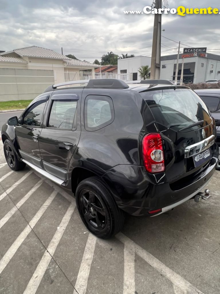 RENAULT   DUSTER TECHROAD 1.6 HI-FLEX 16V MEC.   PRETO 2013 1.6 GASOLINA - Loja