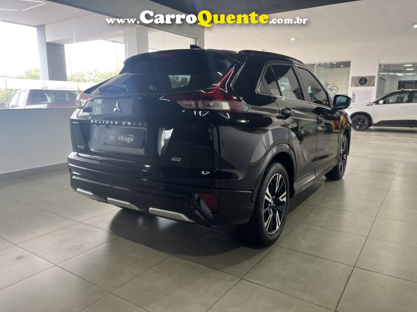Mitsubishi ECLIPSE CROSS 1.5 MIVEC TURBO GASOLINA HPE-S CVT - Loja