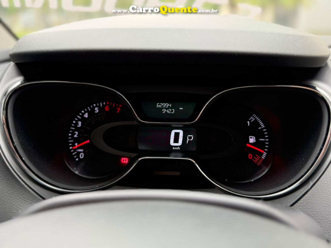 RENAULT CAPTUR 1.6 16V SCE INTENSE 2018 - Loja