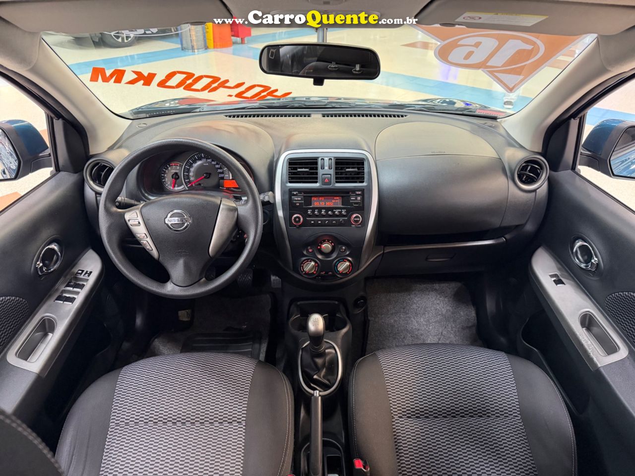 NISSAN MARCH 1.6 SV 16V 2016 - Loja