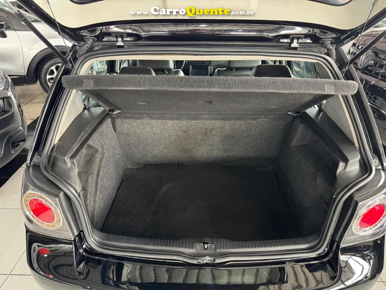 VOLKSWAGEN GOLF 1.6 MI SPORTLINE 8V 2011 - Loja