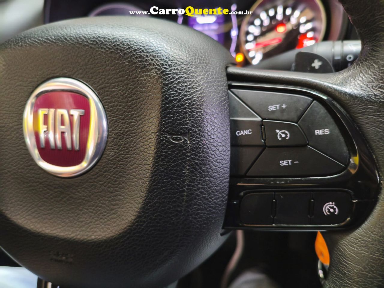 FIAT TORO 2021 1.8 FREEDOM + MULTIMÍDIA E AR DUAL ZONE 2021 - Loja