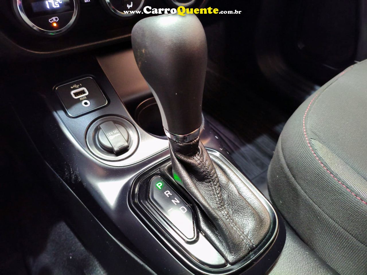 FIAT TORO 2021 1.8 FREEDOM + MULTIMÍDIA E AR DUAL ZONE 2021 - Loja