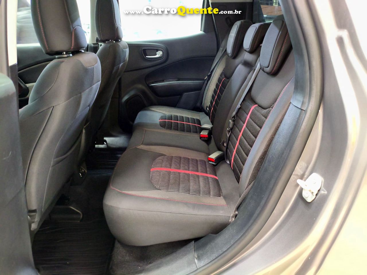 FIAT TORO 2021 1.8 FREEDOM + MULTIMÍDIA E AR DUAL ZONE 2021 - Loja