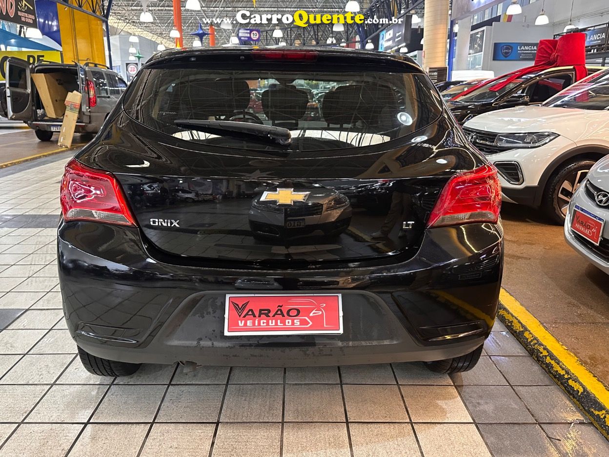CHEVROLET ONIX 1.4 MPFI LT 8V 2019 - Loja