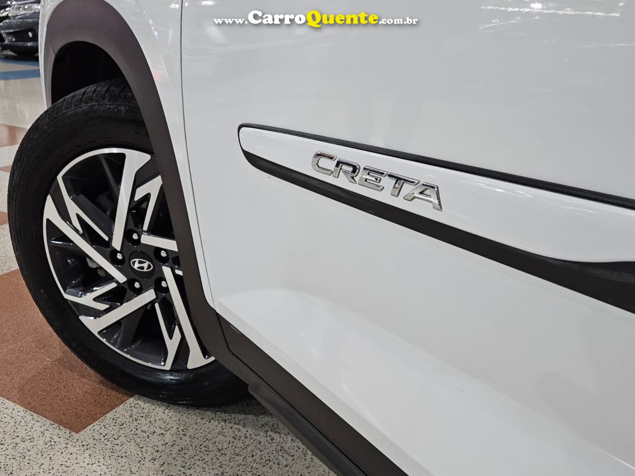 HYUNDAI CRETA 1.0 TURBO PLATINUM SAFETY * GARANTIA FÁBRICA * 2025 - Loja