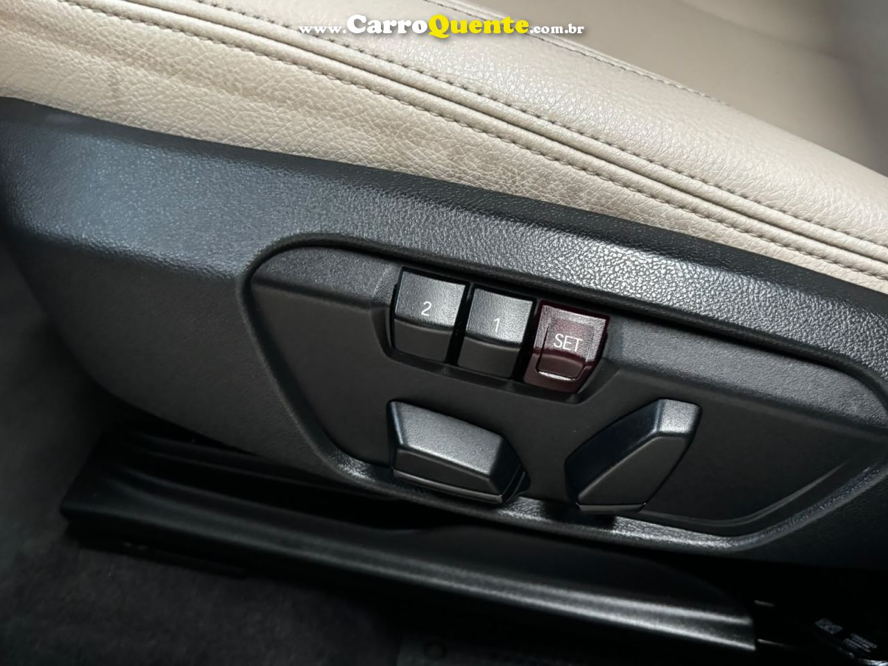 BMW X1 2020 2.0 TURBO SDRIVE20I GP + TETO SOLAR 2020 - Loja