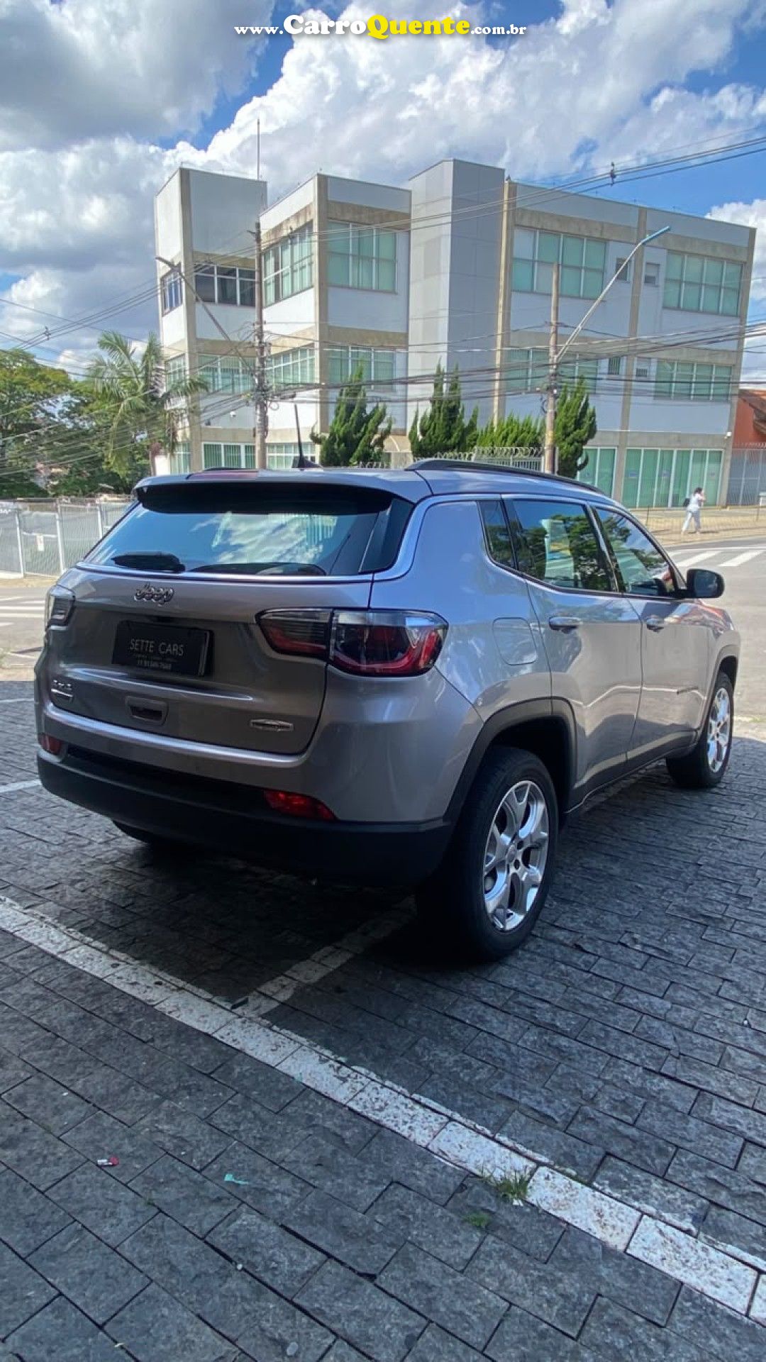 JEEP   COMPASS LONGITUDE 2.0 4X2 FLEX 16V AUT.   PRATA 2021 2.0 FLEX - Loja
