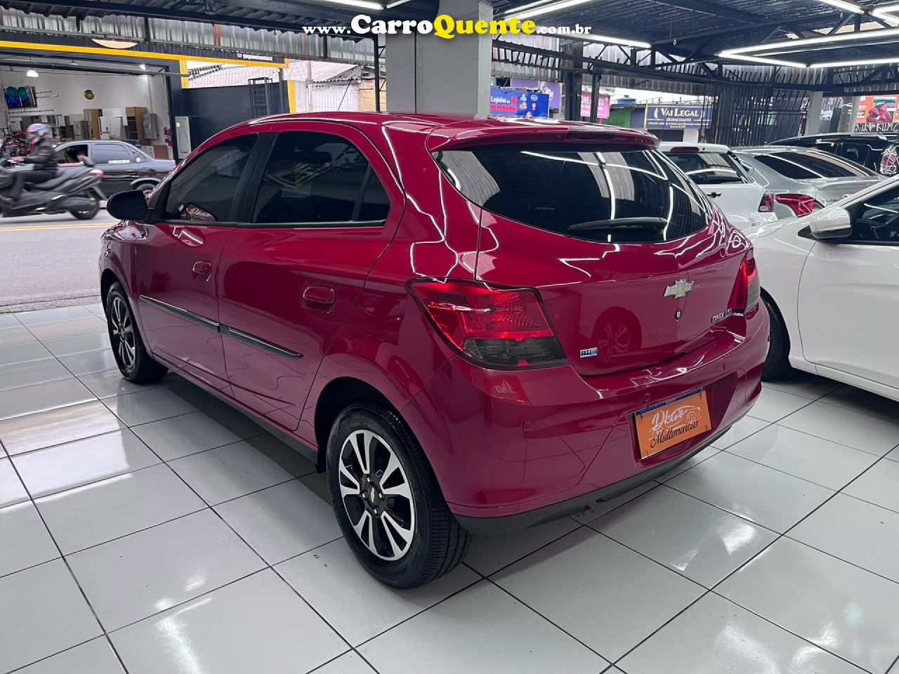 CHEVROLET   ONIX 1.4AT LTZ   VERMELHO 2014 1.4 FLEX - Loja