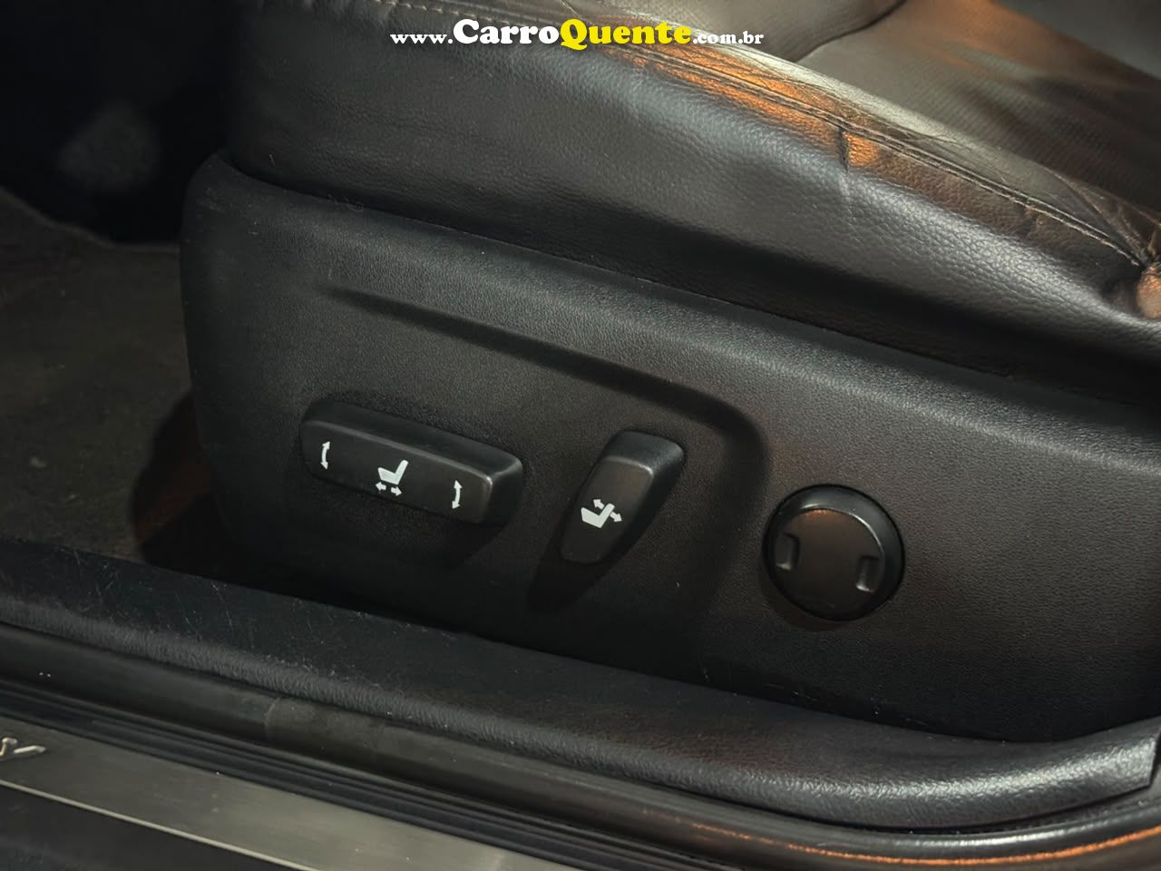 TOYOTA CAMRY 3.5 XLE V6 24V 2012 - Loja