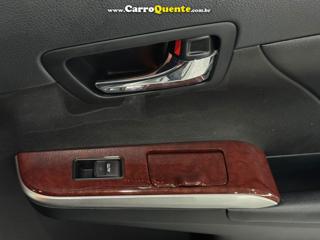 TOYOTA CAMRY 3.5 XLE V6 24V 2012 - Loja
