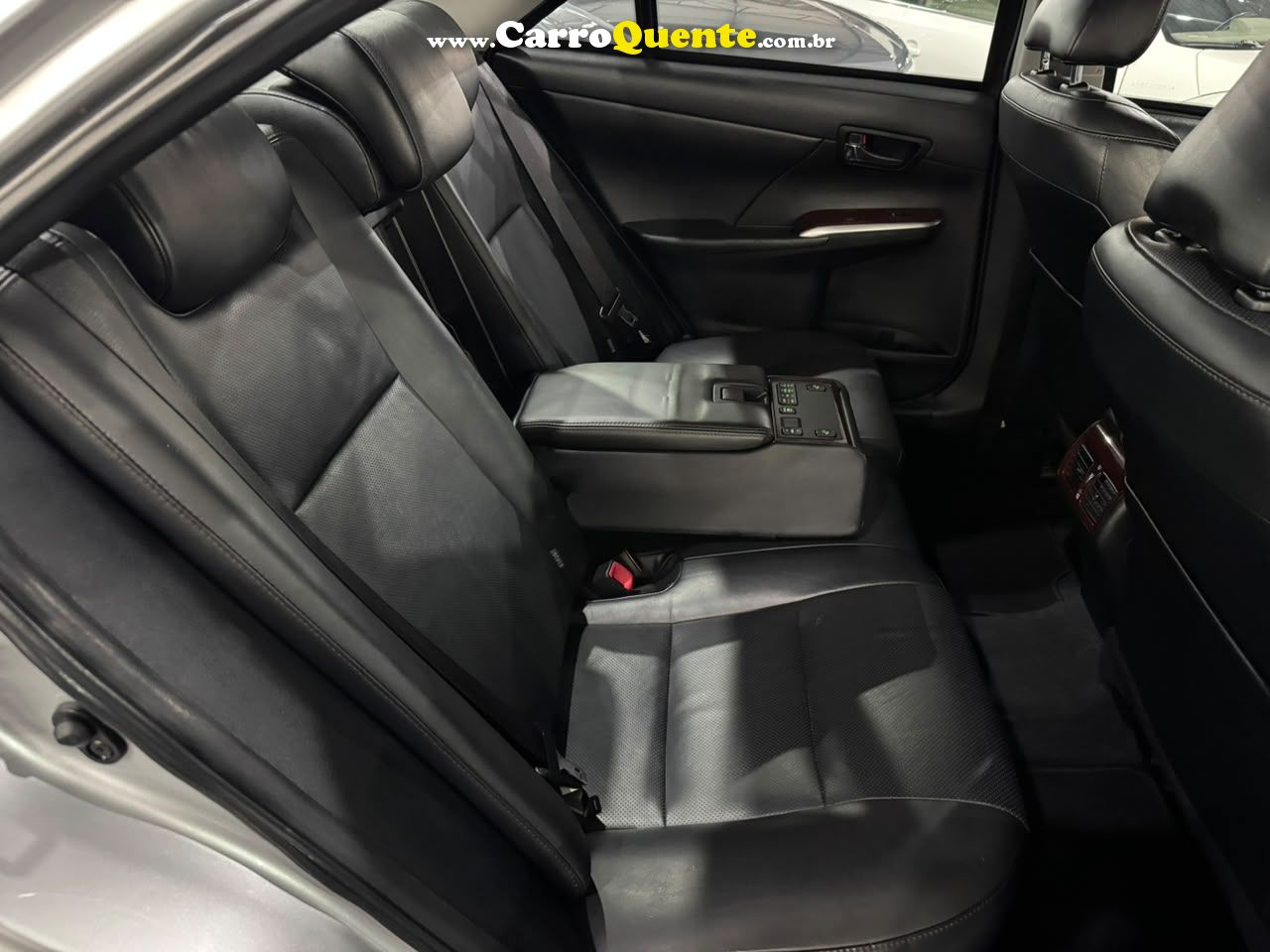 TOYOTA CAMRY 3.5 XLE V6 24V 2012 - Loja