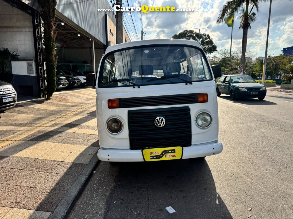 VOLKSWAGEN KOMBI 1.4 MI STD ESCOLAR 8V 2013 - Loja