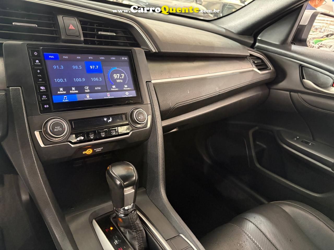 CIVIC 2.0 EX AT. C/ BAIXA KM 2019 - Loja