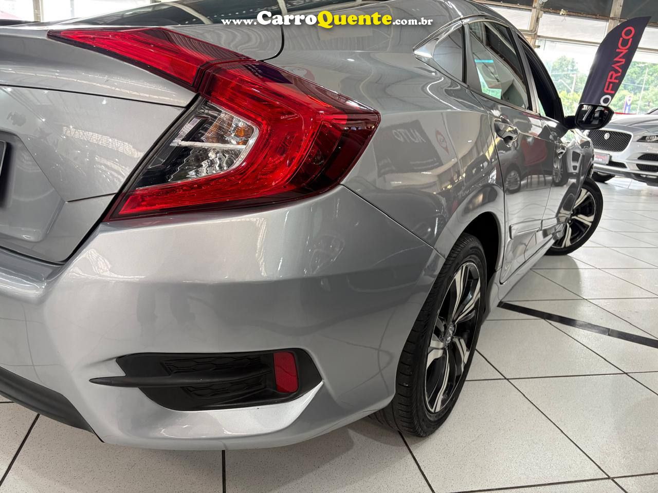 CIVIC 2.0 EX AT. C/ BAIXA KM 2019 - Loja