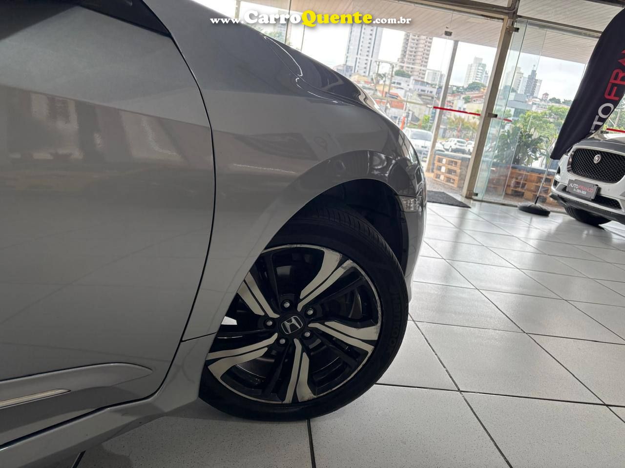 CIVIC 2.0 EX AT. C/ BAIXA KM 2019 - Loja
