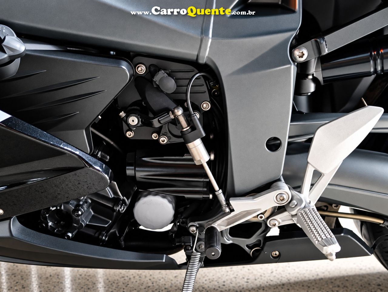 BMW   K1300 S   PRETO 2010 1300 GASOLINA - Loja