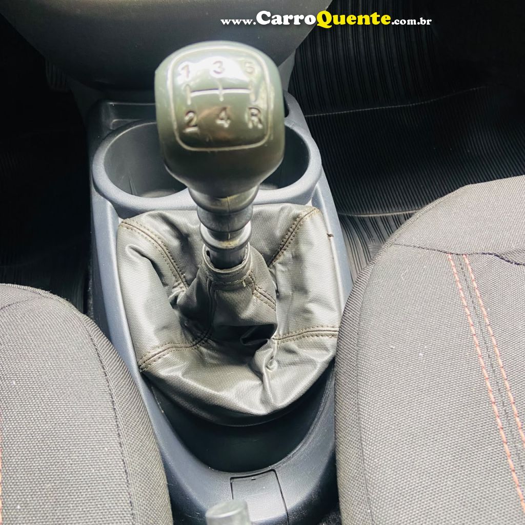 FIAT UNO 1.4 SPORTING 8V 2012 - Loja