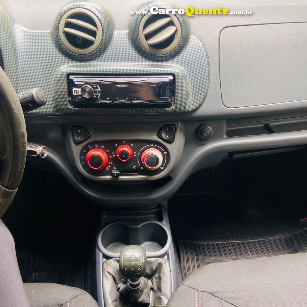 FIAT UNO 1.4 SPORTING 8V 2012 - Loja
