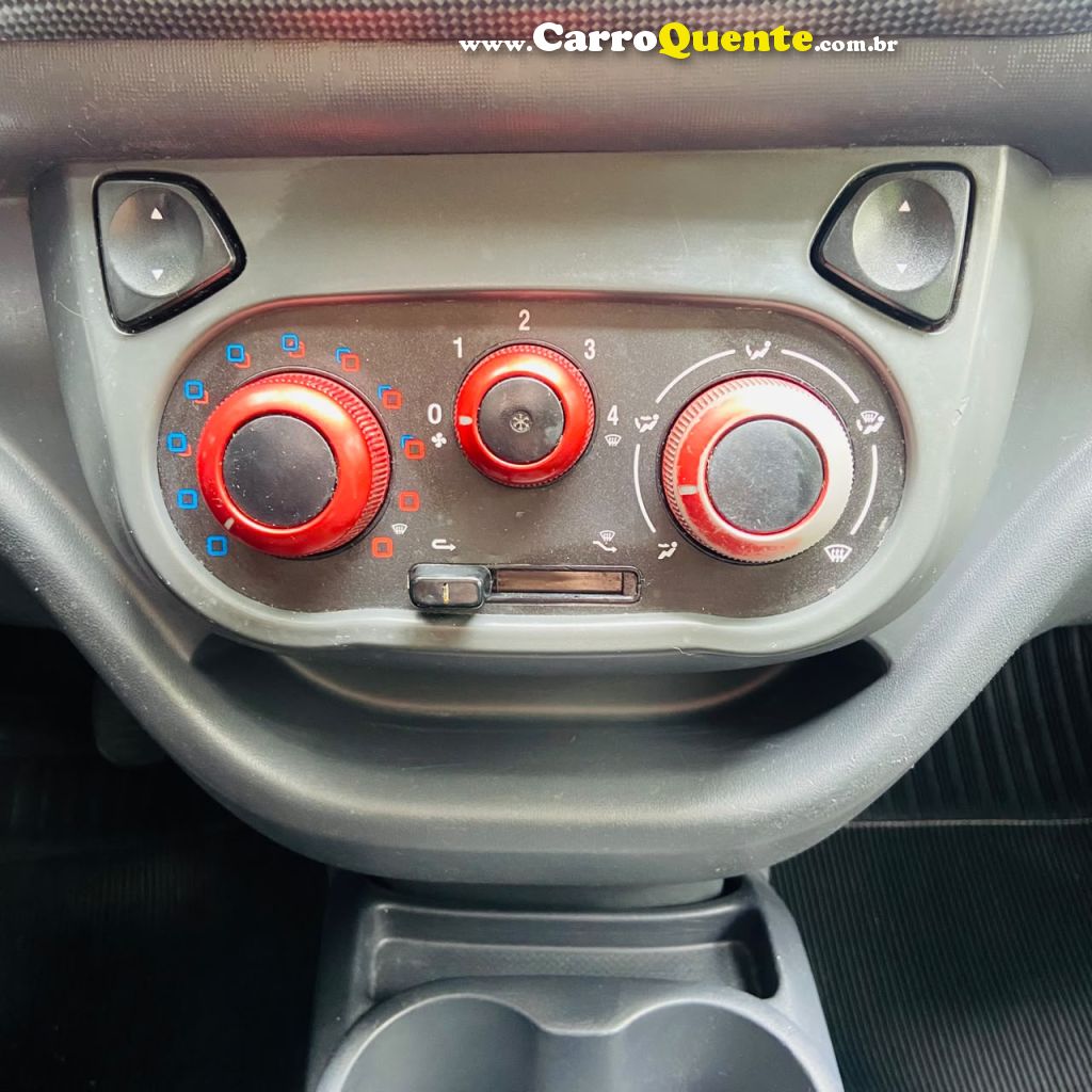 FIAT UNO 1.4 SPORTING 8V 2012 - Loja